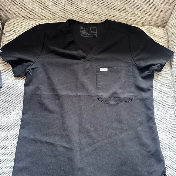 Black Scrub Set with Gray Drawstring - Picture 2 of 8